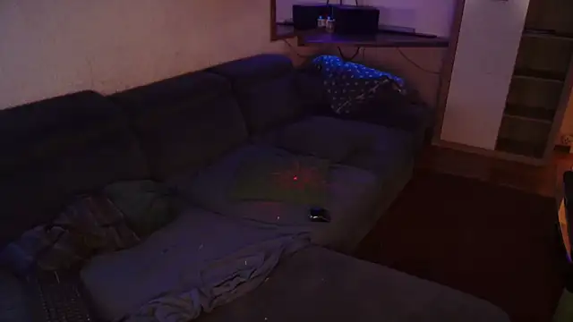 davidgntxxxxx online show from December 18, 2025, 6:45 pm