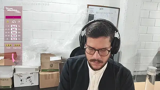 AndyHepburn online show from October 8, 2025, 1:56 pm