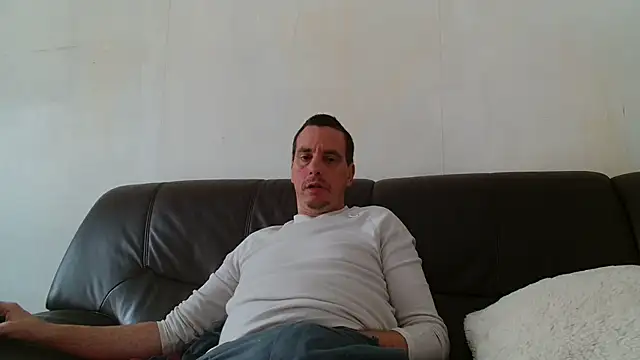 cloupefun online show from October 11, 2025, 11:33 am