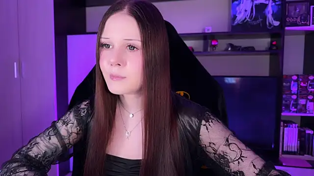 Snapshot of jasminevine chatting on February 6, 2026, 7:15 am jasminevine online show from February 6, 2026, 7:15 am