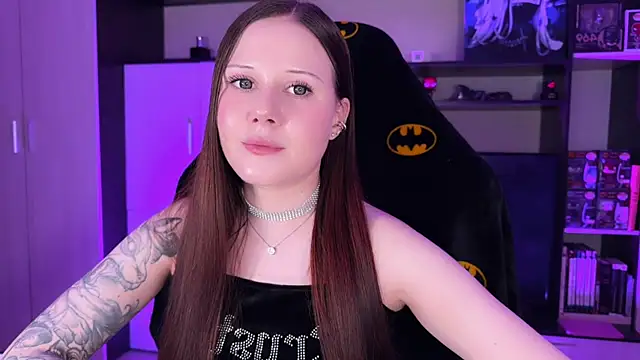 Snapshot of jasminevine chatting on February 3, 2026, 6:22 am jasminevine online show from February 3, 2026, 6:22 am