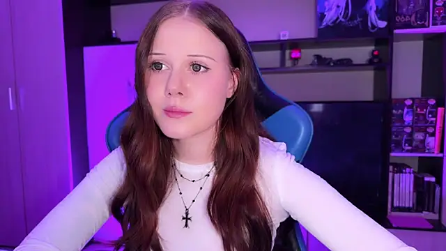 jasminevine online show from June 4, 2026, 12:48 am