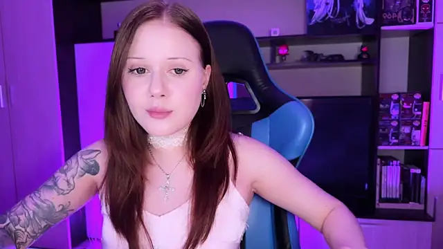 jasminevine online show from July 12, 2026, 10:10 pm