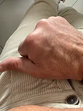 buodiculo online show from February 28, 2025, 2:09 pm