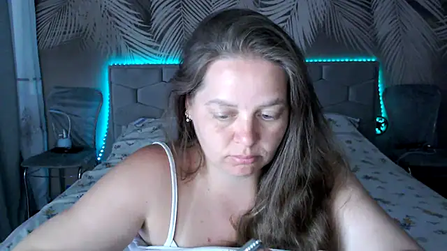 uliastar online show from August 1, 2026, 6:22 am