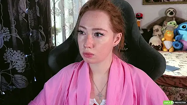 TinaBrook online show from April 9, 2026, 4:47 am