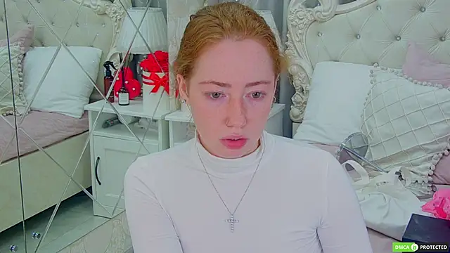 TinaBrook online show from September 23, 2025, 3:57 am