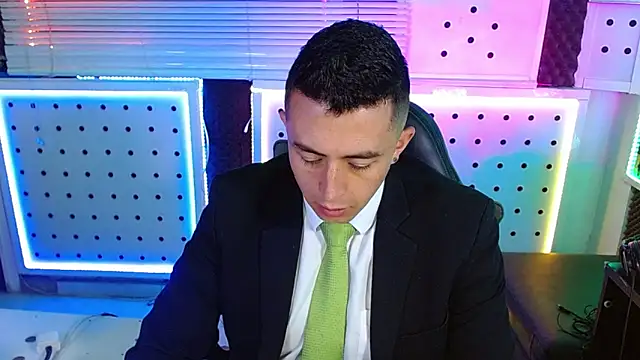 Snapshot of Darko0717 chatting on February 7, 2026, 11:51 am Darko0717 online show from February 7, 2026, 11:51 am