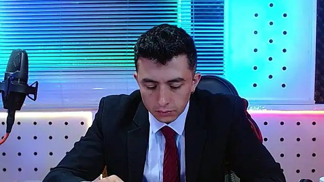 Darko0717 online show from May 10, 2026, 11:47 am