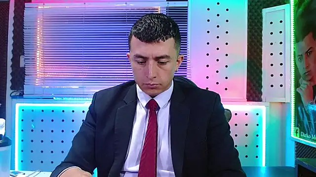 Snapshot of Darko0717 chatting on February 25, 2026, 1:55 pm Darko0717 online show from February 25, 2026, 1:55 pm