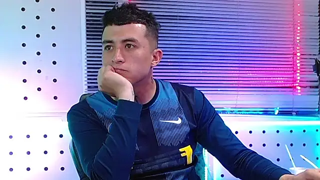 Darko0717 online show from March 16, 2026, 11:07 pm