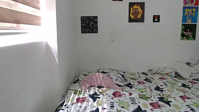 MommyMiaWs online show from October 23, 2025, 3:21 pm