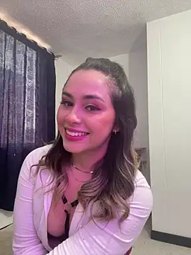 pamelao online show from February 21, 2025, 2:06 pm