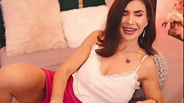 XeniaBlu online show from June 11, 2026, 1:41 pm