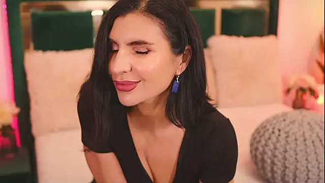 XeniaBlu online show from February 9, 2026, 12:14 pm