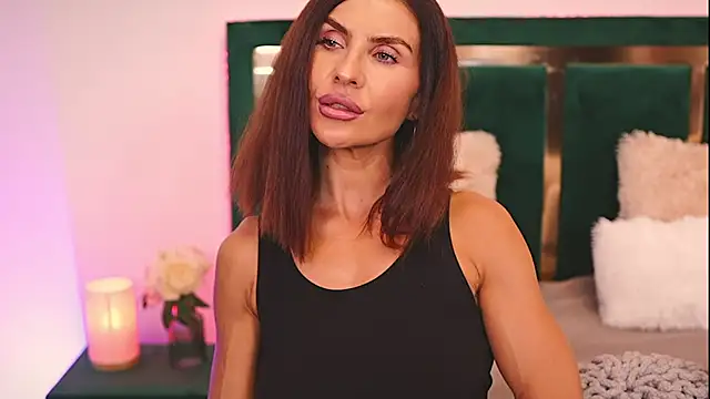 XeniaBlu online show from July 27, 2026, 2:24 pm