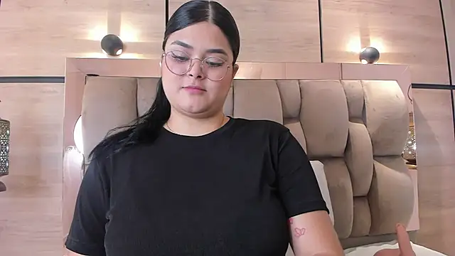 im mou  online show from January 8, 2026, 1:06 pm