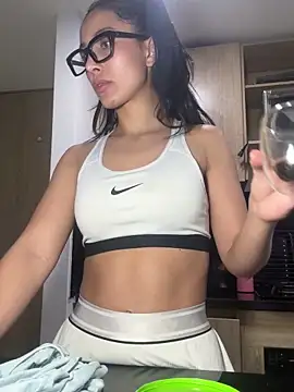 Snapshot of EvaMoet chatting on January 13, 2025, 11:17 pm EvaMoet online show from January 13, 2025, 11:17 pm