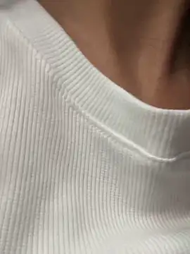 Snapshot of EvaMoet chatting on February 9, 2025, 11:36 am EvaMoet online show from February 9, 2025, 11:36 am