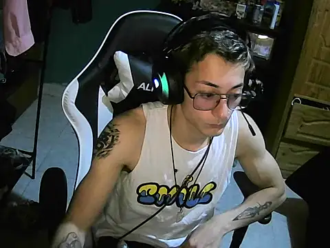 Snapshot of Jughead_16 chatting on October 16, 2025, 2:09 am Jughead 16 online show from October 16, 2025, 2:09 am