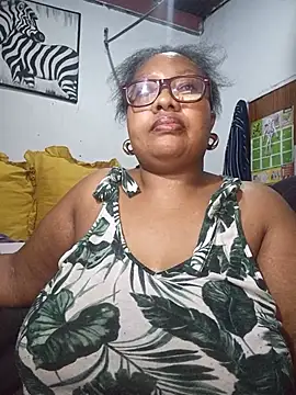 YELLOW BONE online show from July 28, 2026, 11:15 pm