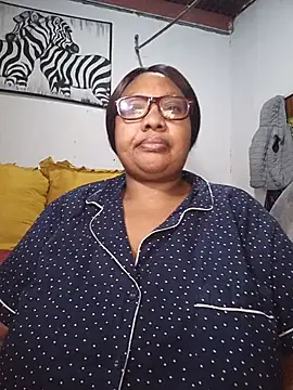 YELLOW BONE online show from July 25, 2026, 11:11 pm