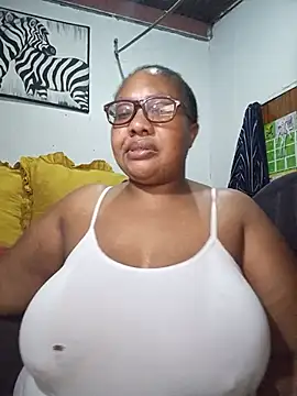 YELLOW BONE online show from July 9, 2026, 9:14 pm