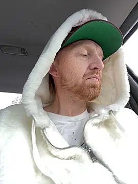 Snapshot of b1gd1ckg1nger86 chatting on December 31, 2024, 6:13 pm b1gd1ckg1nger86 online show from December 31, 2024, 6:13 pm