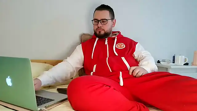 Snapshot of cutie_ben chatting on March 3, 2025, 10:49 am cutie ben online show from March 3, 2025, 10:49 am