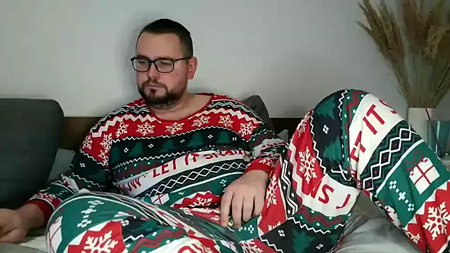 Snapshot of cutie_ben chatting on January 15, 2026, 4:43 pm cutie ben online show from January 15, 2026, 4:43 pm