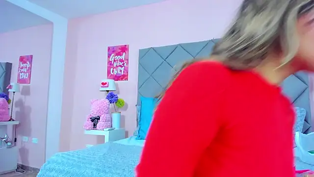 Snapshot of TaylorEvanss chatting on February 13, 2026, 4:51 pm TaylorEvanss online show from February 13, 2026, 4:51 pm