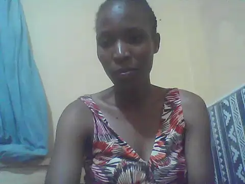 Snapshot of Smillie_prety chatting on April 12, 2026, 10:29 am Smillie prety online show from April 12, 2026, 10:29 am