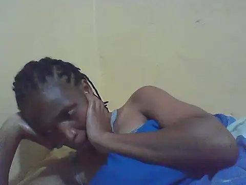 Smillie prety online show from November 5, 2025, 5:27 pm