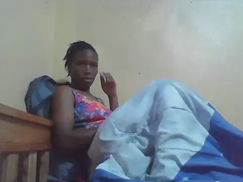 Smillie prety online show from May 20, 2026, 4:20 am