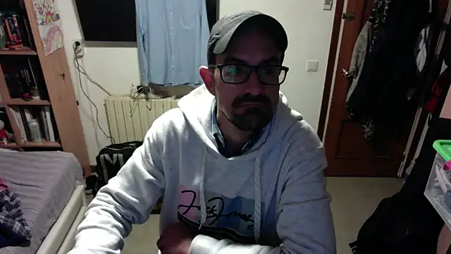 Snapshot of techmoon chatting on December 26, 2024, 2:22 am techmoon online show from December 26, 2024, 2:22 am