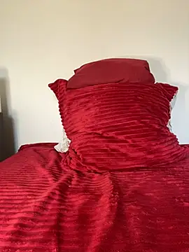 AlisaaRose online show from February 25, 2025, 8:14 am