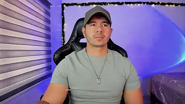 Snapshot of ransoj chatting on March 3, 2026, 2:35 pm ransoj online show from March 3, 2026, 2:35 pm