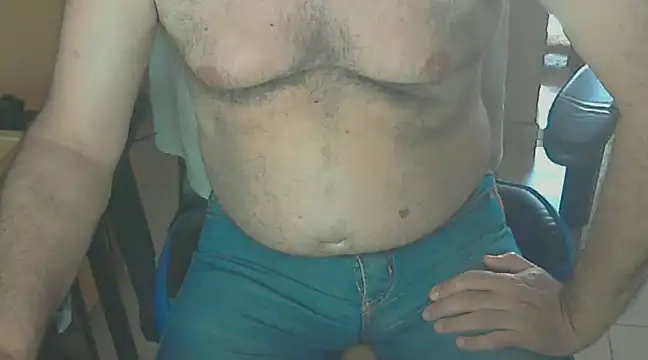 Snapshot of angelgarcia269 chatting on March 2, 2025, 11:30 am angelgarcia269 online show from March 2, 2025, 11:30 am