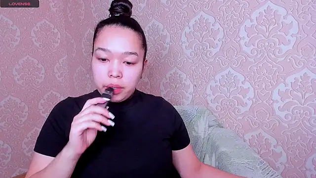 Kris top Lee online show from April 7, 2026, 2:46 am