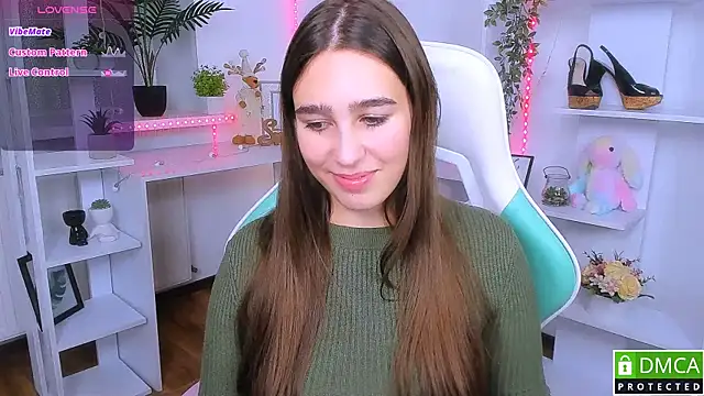  Eliizabeth  online show from November 8, 2025, 10:46 pm