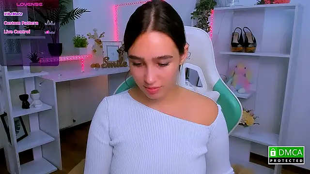  Eliizabeth  online show from November 26, 2025, 9:15 pm