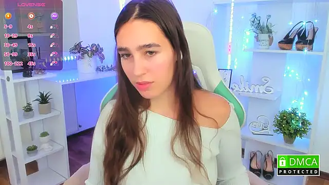  Eliizabeth  online show from January 13, 2026, 10:35 pm