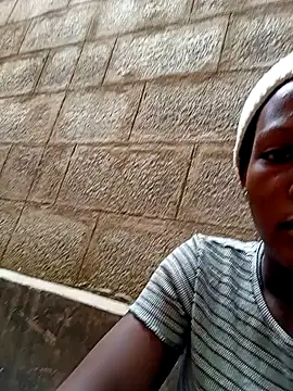 Snapshot of sweet_zara01 chatting on January 11, 2026, 9:49 am sweet zara01 online show from January 11, 2026, 9:49 am