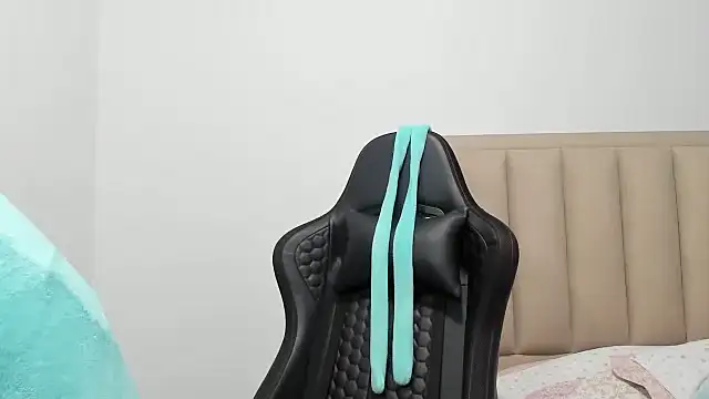 Chloemiller89 online show from April 23, 2026, 11:28 pm