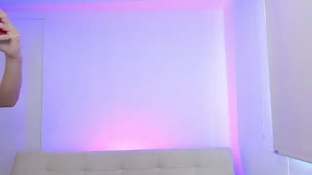 adrian morelly online show from April 24, 2026, 6:10 pm