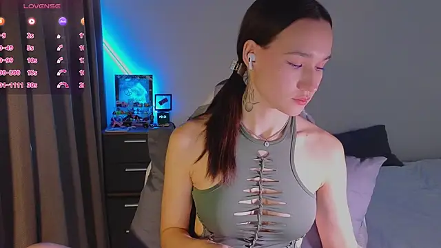 Snapshot of shey1i chatting on November 8, 2025, 1:03 pm shey1i online show from November 8, 2025, 1:03 pm