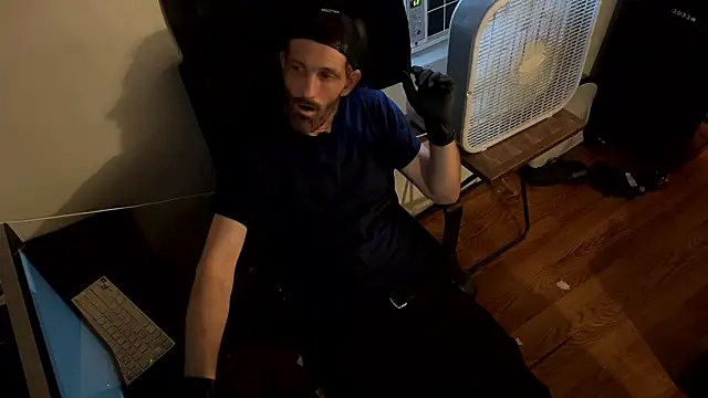 leanjamesdean online show from July 20, 2026, 2:41 am