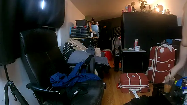 leanjamesdean online show from November 15, 2025, 11:09 pm