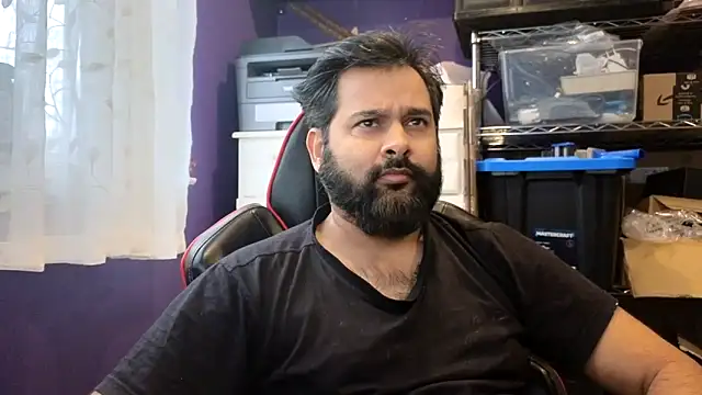 Sakhtlaundaz online show from December 19, 2025, 4:09 pm