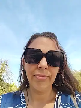 Snapshot of LEAsquirt91 chatting on August 8, 2026, 1:18 pm LEAsquirt91 online show from August 8, 2026, 1:18 pm